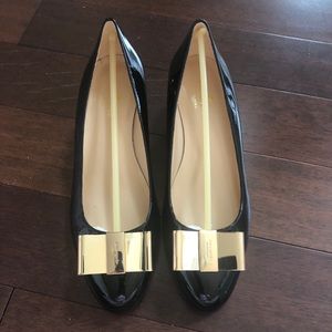 Kate Spade Vero Cuioi black patent wedges NWOB 7